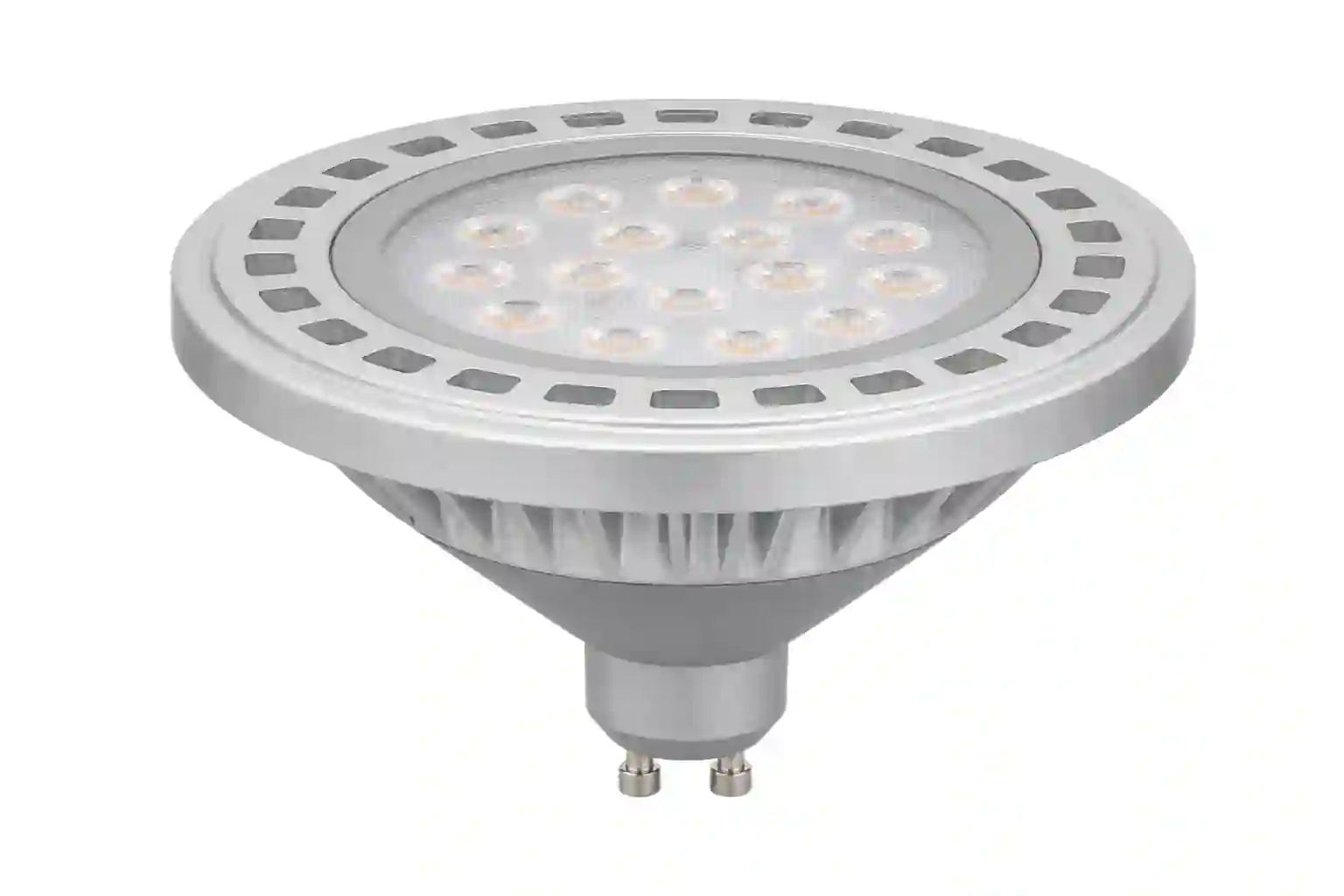 LED žárovka GU10 AR111 s reflektorovým tělem izolovaná na bílém pozadí